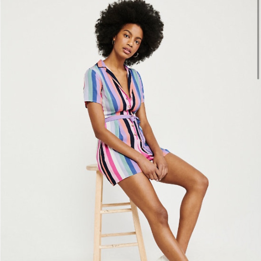 ✨RARE✨A&F romper